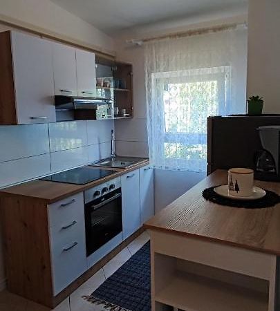 Apartments Mirijana プーラ エクステリア 写真