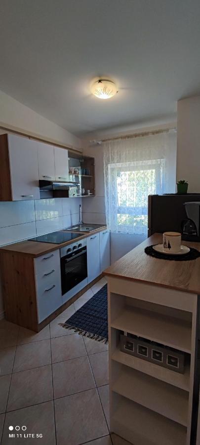 Apartments Mirijana プーラ エクステリア 写真