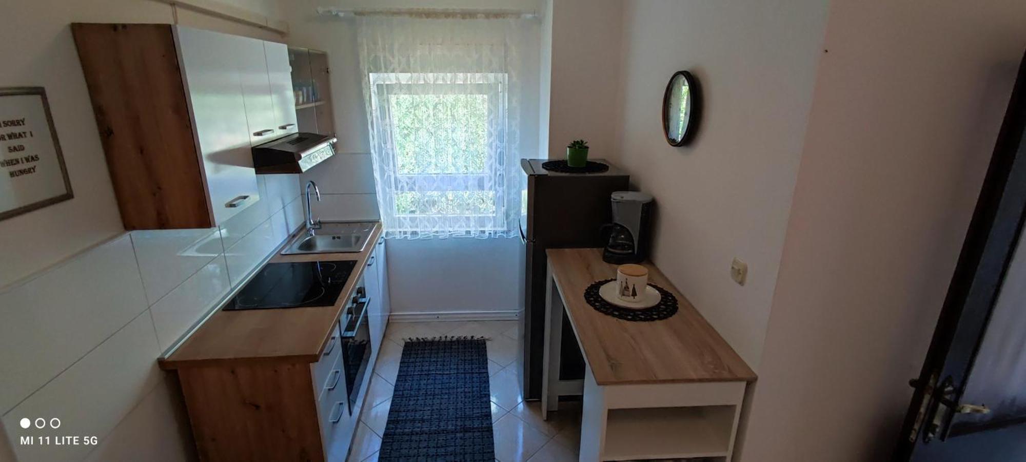 Apartments Mirijana プーラ エクステリア 写真