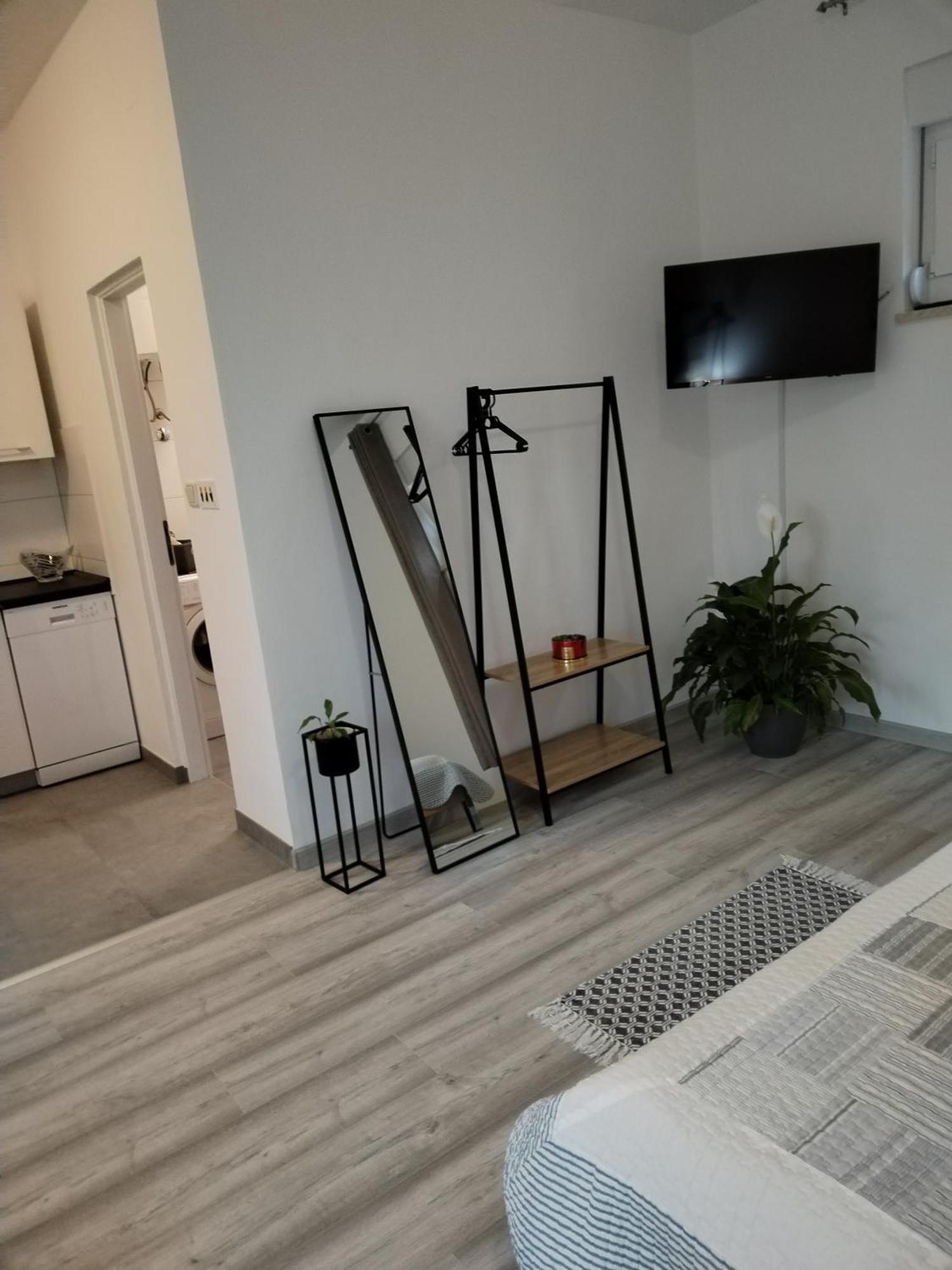 Apartments Mirijana プーラ エクステリア 写真